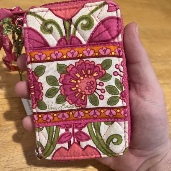 NWT~Vera Bradley Lilli Bell Carry It All Wristlet - Picture 4 of 6